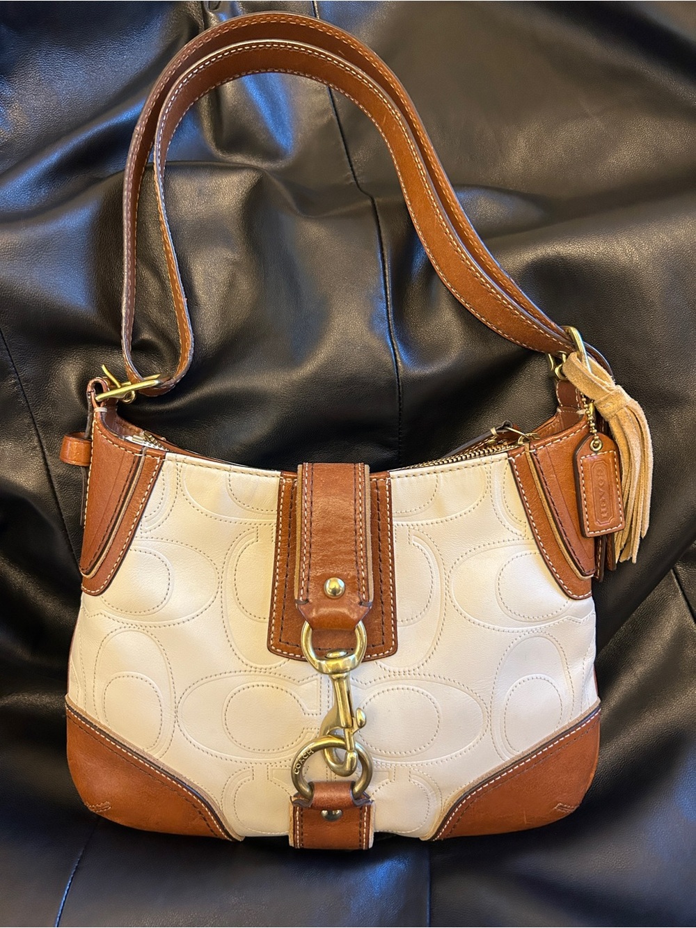 Rare Vintage 2007 Coach Hamptons Signature Hobo Bag 11329- White/Cognac Brown